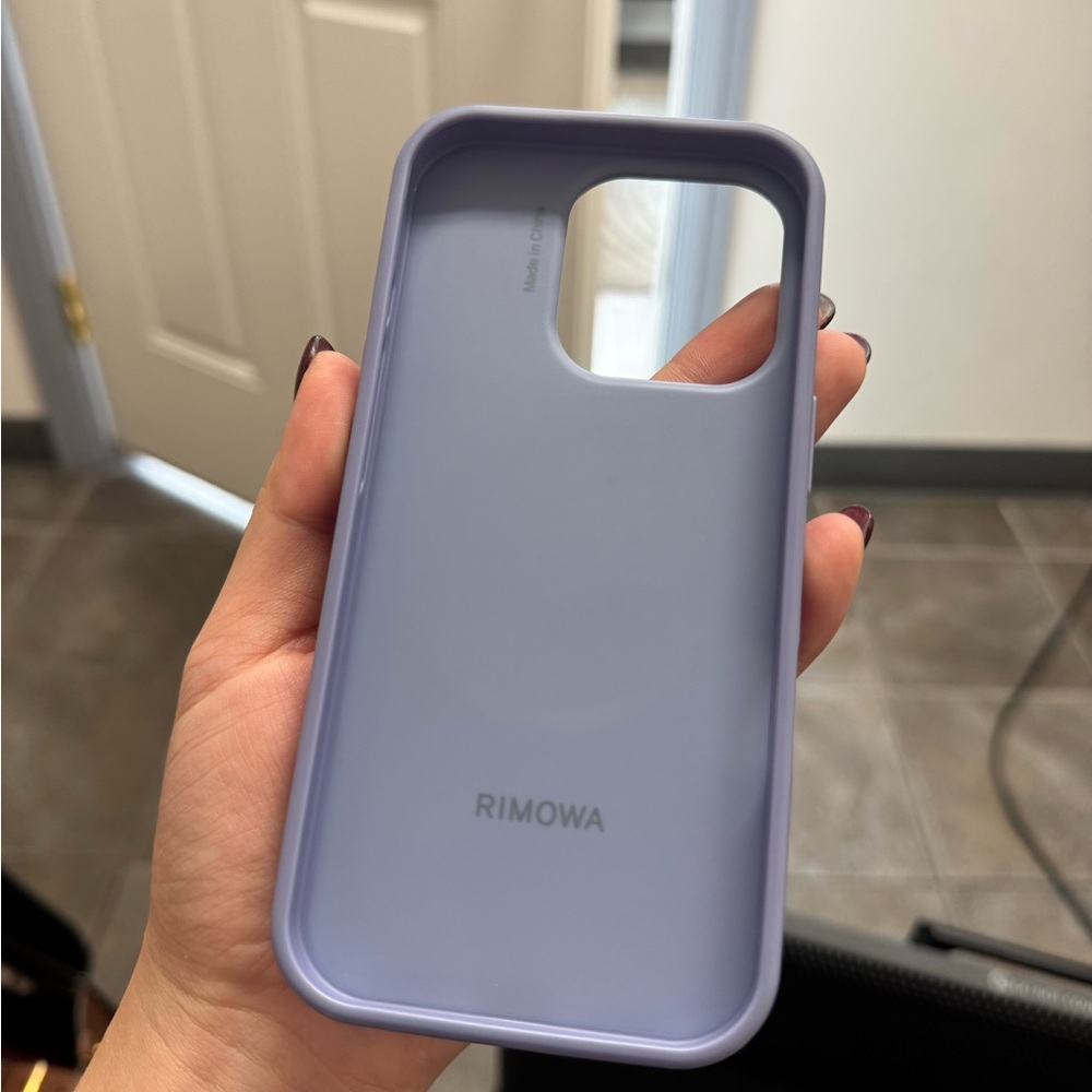 RIMOWA lilac iphone 16 pro case - Picture 3 of 5